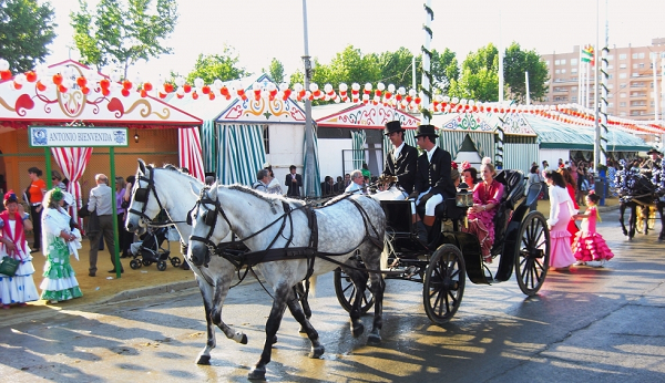 Sevilla se plantea abrir sus casetas de la Feria de Abril a los turistas extranjeros