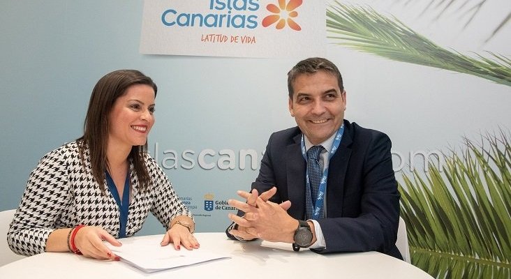 Canarias recupera su conectividad aérea | Foto: Yaiza Castilla, consejera de Turismo, Industria y Comercio del Gobierno de Canarias, y Carlos Gómez, CEO de Iberia Express