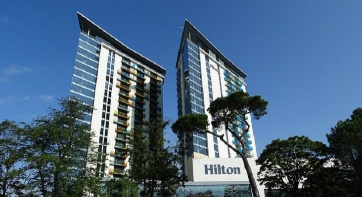 Hilton se ve obligada a cerrar 150 hoteles en China por el coronavirus | Foto: TravelMole