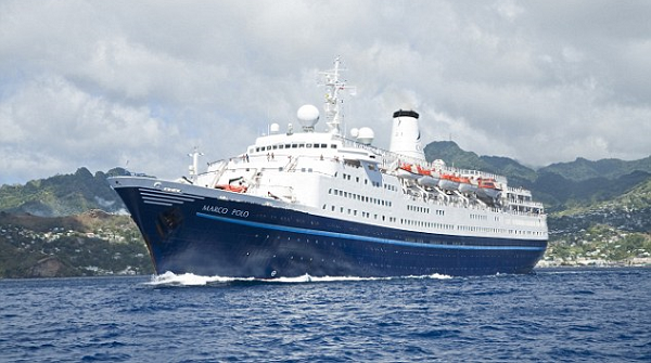 Rescatan en aguas del Atlántico a una turista inglesa cuando trataba de volver de un crucero a nado