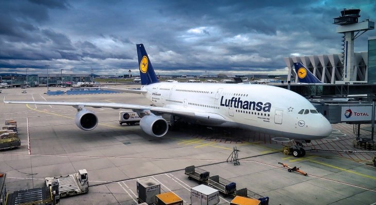 La caída de la demanda lleva a Lufthansa a paralizar sus A380