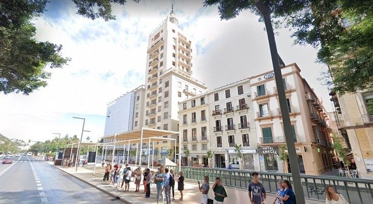 El Covid-19 frena la construcción del hotel en la torre de La Equitativa (Málaga) | Foto: Google Maps