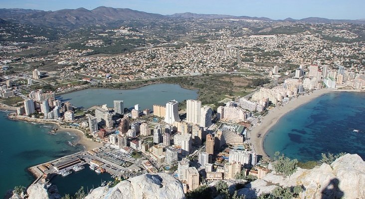 ​Hoteleros de Alicante apuestan por la promoción, ante la paralización de las ventas | Foto: Calpe, Alicante