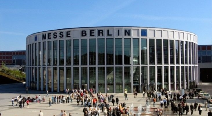 Messe Berlin XXXLMobile43 Messe Berlin XXXLMobile43