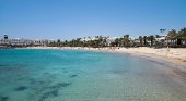 Canarias vuelve a decir "hola" y trata de transmitir confianza a los turistas | Foto: Costa Teguise, Lanzarote