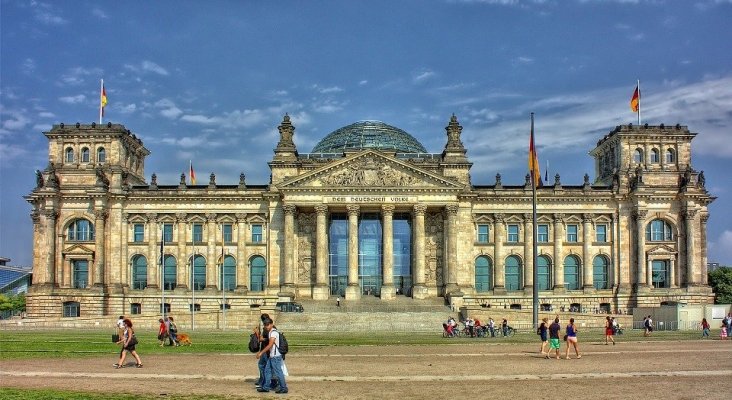 Alemania amplía la advertencia de viaje por la pandemia al 14 de junio