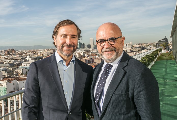 James Costos y Carlos Rosado, presidente de Spain Film Commission James Costos y Carlos Rosado, presidente de Spain Film Commission