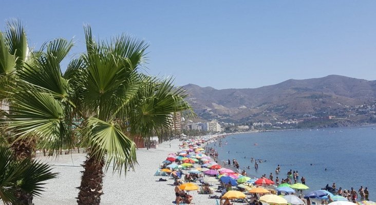 Las playas de Andalucía reabrirán al 50% de su capacidad | Foto. Playa Velilla - Almuñécar - Granada - Andalucía