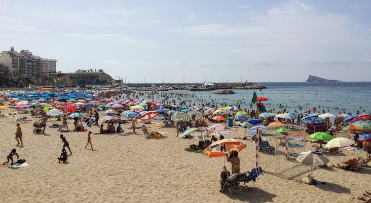 El 50% de los españoles no espera salir de vacaciones este verano | Foto: Benidorm, Alicante