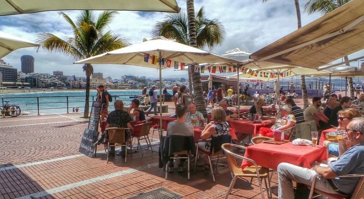 Terrazas en la Playa de Las Canteras - Gran Canaria | Foto: El Coleccionista de Instantes (CC BY-SA 2.0)