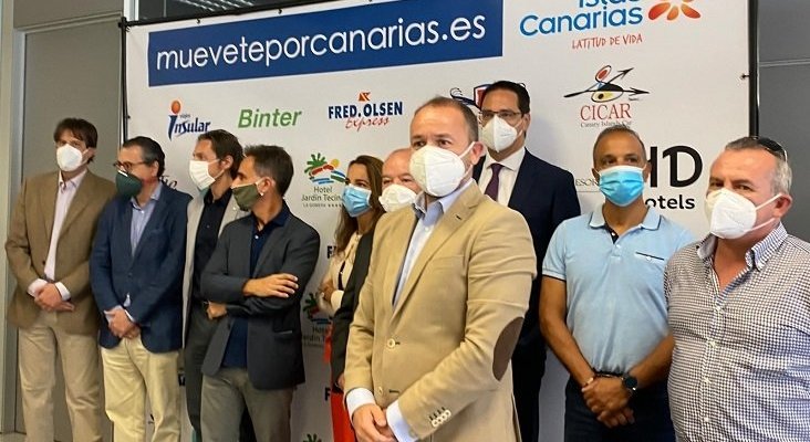 Representantes de las empresas que participan en ‘Muévete por Canarias’