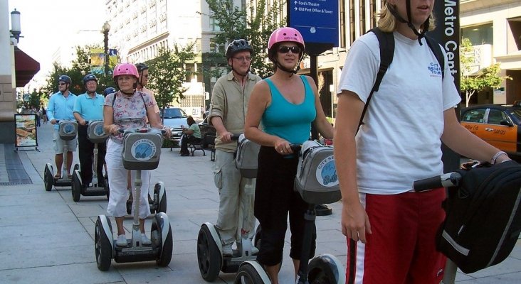 Los Segways, un medio de transporte popular entre los turistas