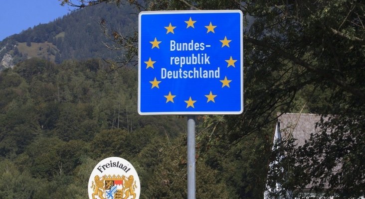 La UE publica la lista de 15 países desde y hacia los que se podrá viajar a partir de julio|Foto: Frontera de Alemania