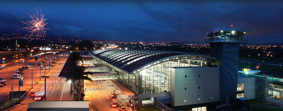 Aeropuerto Juan Santamaria, terminal internacional | Foto: Christ2208 (CC BY-SA 4.0)