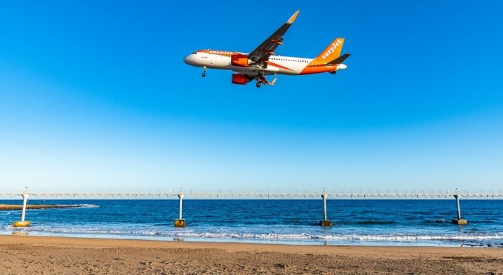 Lanzarote recupera los vuelos turísticos