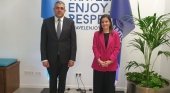  Zurab Pololikashvili, secretario general de la OMT, junto a Yaiza Castilla, consejera de Turismo de Canarias