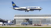 A Ryanair le "sobran" 600 empleados en España, pero quiere evitar los despidos