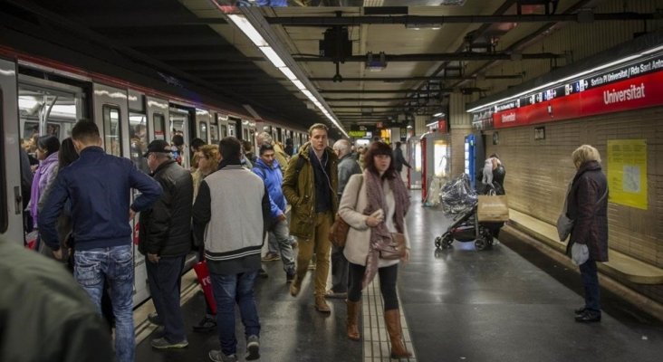 Parón en el metro de Barcelona