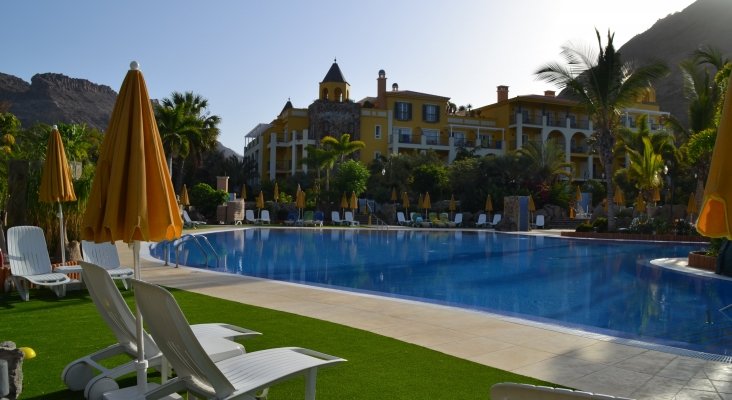 Piscina 2 (70) Piscina 2 (70)
