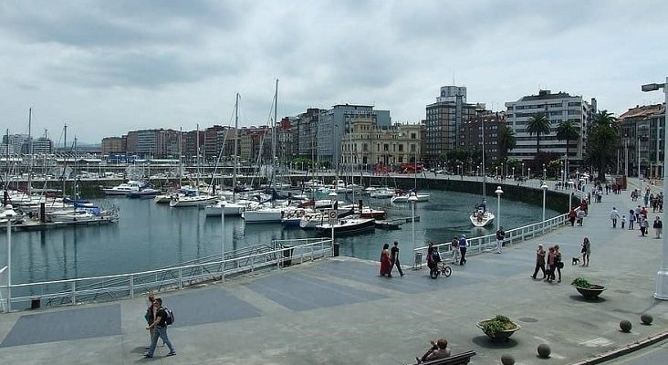marina spring gijon boats pontoons marina spring gijon boats pontoons
