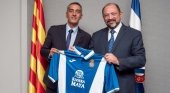 Imagen de la camiseta del RCD Espanyol con el logo de Riviera Maya en 2018