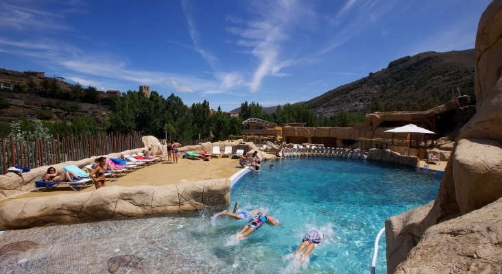 La piscina de El Barranco Perdido es el mejor plan del verano. ©Foto: La Rioja Turismo