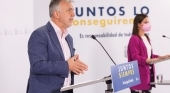Ángel Víctor Torres, presidente de Canarias, junto a Yaiza Castilla, consejera de Turismo