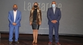 José Martínez, Grupo Martínez; Dolores Corujo, presidenta del Cabildo de Lanzarote; y  Ángel Vázquez, consejero de Promoción Turística