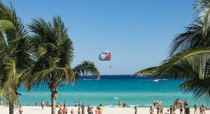 Quintana Roo México propone un nuevo impuesto al turismo y los empresarios se rebelan