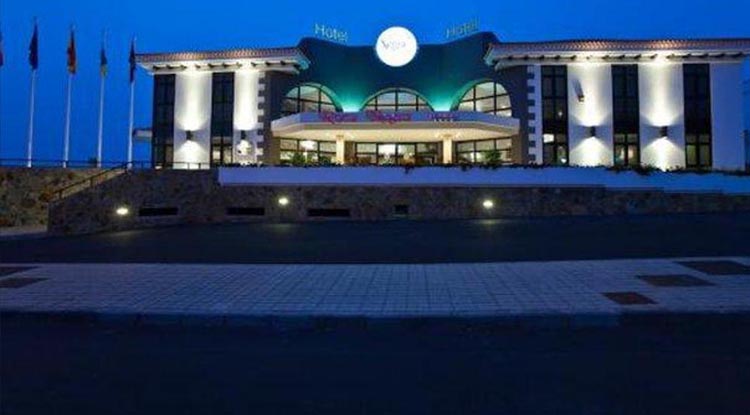Fachada Hotel Be Cordial Roca Negra Fachada Hotel Be Cordial Roca Negra