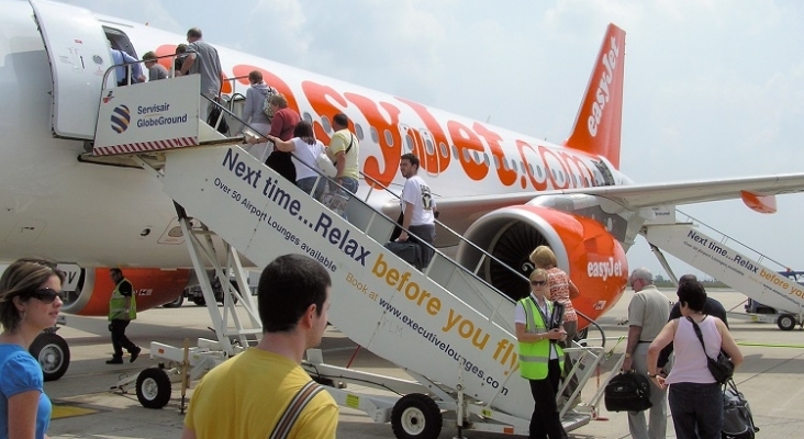 Embarque en un avión de easyJet