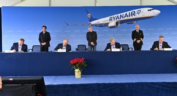 Ryanair firma la compra de 75 nuevos Boeing 737 MAX 8-200