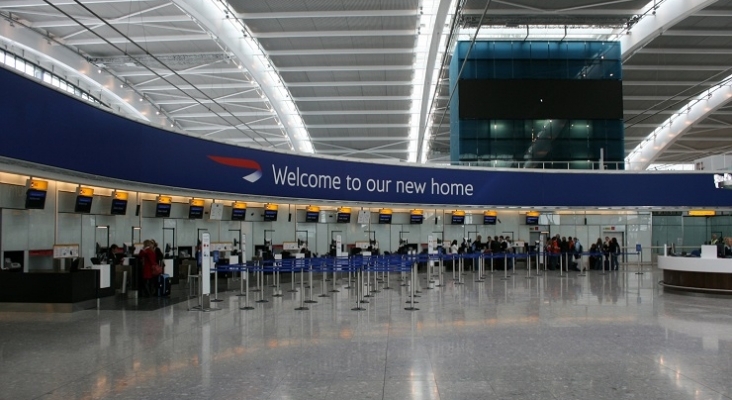 Aeropuerto de Londres Heathrow, en Reino Unido  Foto Adambro