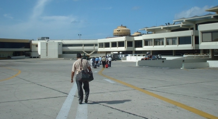 R. Dominicana espera 240.000 pasajeros en sus aeropuertos durante el mes de diciembre | Foto: Dontacos (CC BY-SA 3.0)