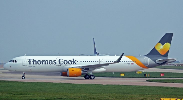 Avión de Thomas Cook Airlines