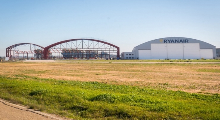 Avanzan las obras del segundo hangar de mantenimiento de Ryanair en Sevilla