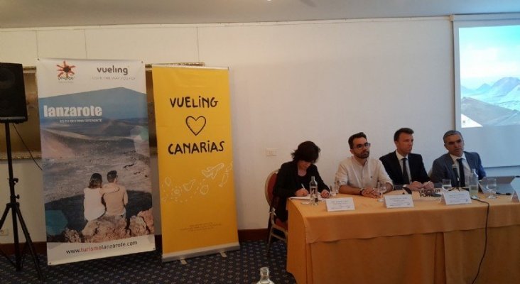 Lanzarote y Vueling anuncian el inicio de nueve rutas nacionales e internacionales