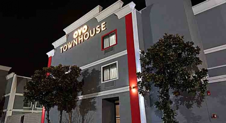 Oyo Rooms Townhouse