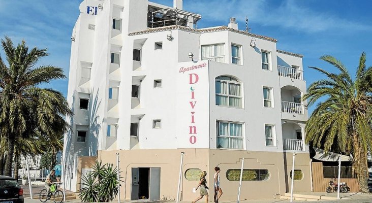 Los apartamentos El Divino y el hotel Augusta en la isla de Ibiza aumentan su categoría a 5 y 4 estrellas respectivamente Los apartamentos El Divino y el hotel Augusta en la isla de Ibiza aumentan su categoría a 5 y 4 estrellas respectivamente