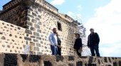 El consejero de Turismo del Cabildo de Lanzarote, Echedey Eugenio, realiza una visita para comprobar la evolución de los trabajos