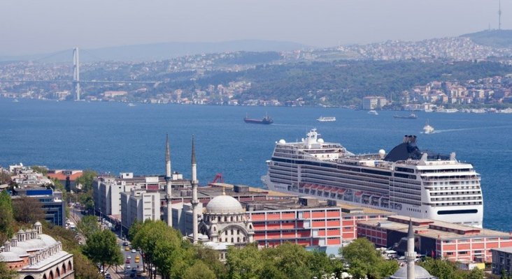 Turquía ofrece 30 dólares por pasajero a las empresas de cruceros