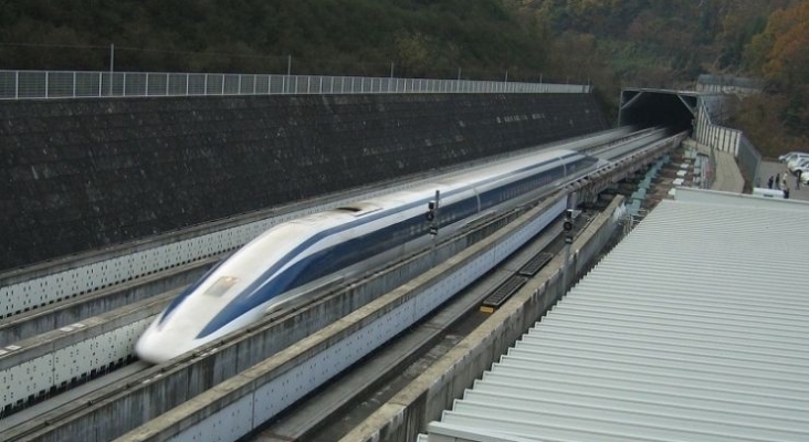 Un tren de alta velocidad que se puede manejar con un solo dedo, una revolución para la movilidad  Foto Yosemite (CC BY SA 3.0)