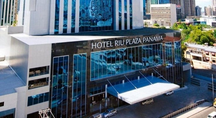 RIU pone a la venta hoteles en Lanzarote, Madeira (Portugal) y Panamá