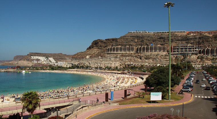 Puerto Rico S.A. pierde la playa de Amadores (Gran Canaria) por incumplimientos con Costas | Foto: Cristian Bortes (CC BY 2.0)