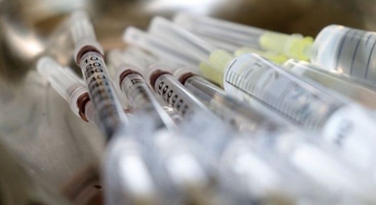 El 82% de los holandeses está dispuesto a vacunarse contra el Covid para viajar al extranjero