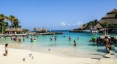 Las playas de Cancún (México) establecen horario de apertura y un aforo máximo del 30%