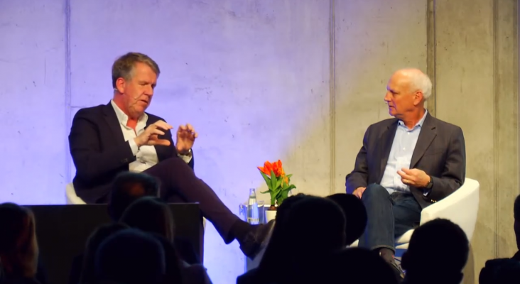 Philip C. Wolf entrevistando a Friedrich Joussen, CEO de TUIen 2019 Philip C. Wolf entrevistando a Friedrich Joussen, CEO de TUIen 2019