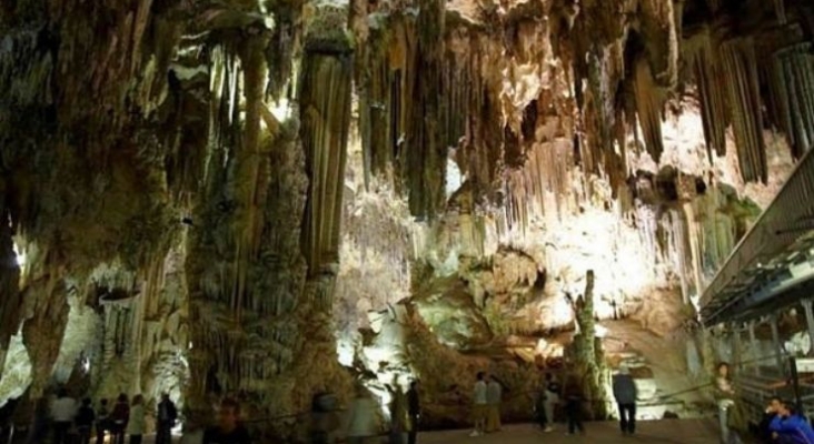 La Cueva de Nerja recibe la mayor inversión de su historia
