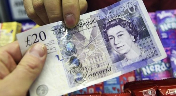 Un hotel griego no permite cambiar libras a euros tras el 'Brexit'