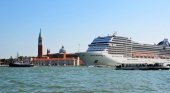 Italia prohíbe que los cruceros atraquen en el centro histórico de Venecia